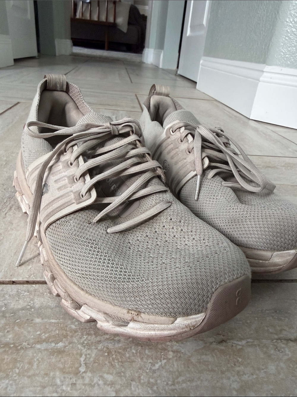 On Cloudswift 3 Women Size 7.5 Athletic Running Walking Shoes - Picture 6 of 16